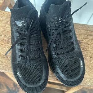 Gdefy Women's Black Athletic Shoes Sneakers like New 9 M